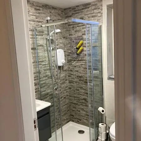 The Burren Snug Apartamento Galway