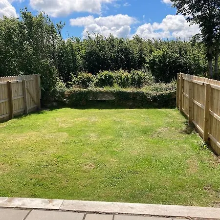 Burren 1 Bed Detached *